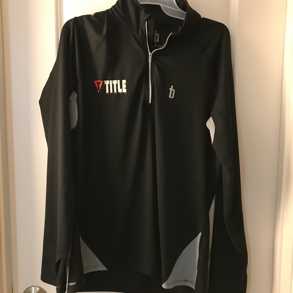 Title boxing half zip warm up